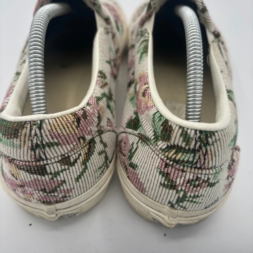 RARE Vans Slip-On Mens Sz 11 Cream Floral Tapestry Skateboard Sneaker Textile